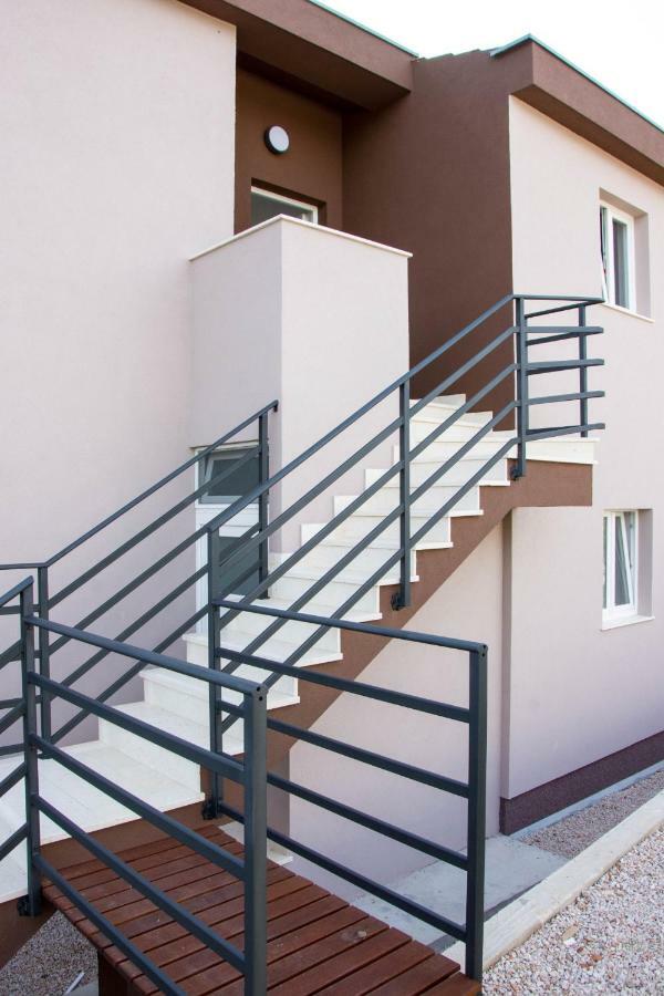 Apartments Melody มันเดร ภายนอก รูปภาพ